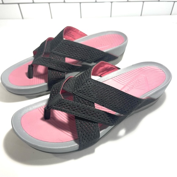 BareTraps Shoes Nwt Baretraps Agatha Criss Cross Strappy Slideon